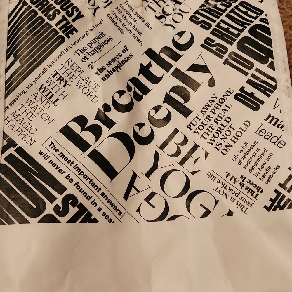 lululemon athletica Black, Red and White Tote Bags Total Of 4 - Picture 3 of 6